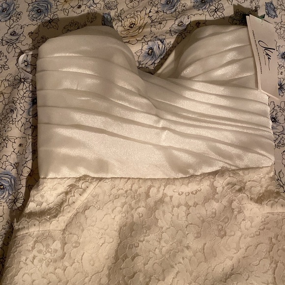 NOIR by Lazaro size 8 party / event dress medium strapless NWT - Picture 4 of 6